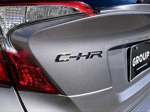 Used 2018 Toyota C-HR XLE image 29