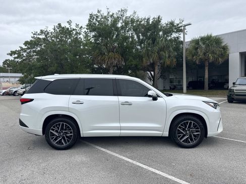 Certified 2025 Lexus TX 350 AWD w/ Technology Package image 2