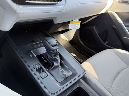 New 2026 Toyota Corolla Cross L image 22