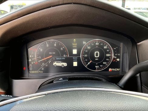 Used 2015 Cadillac Escalade Luxury AWD/4WD image 11