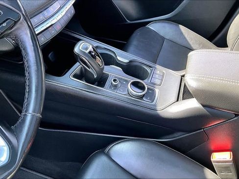 Used 2019 Cadillac XT4 Premium Luxury image 18