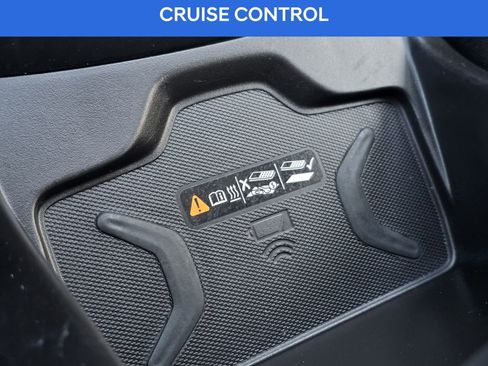 Used 2022 GMC Canyon AT4 image 26