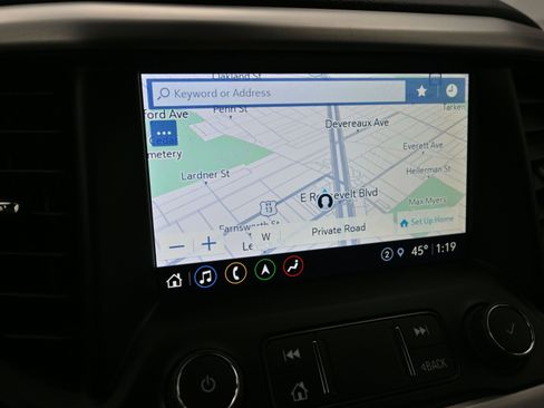 Used 2023 GMC Acadia SLT w/ Technology Package image 19