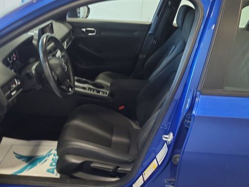 Used 2023 Honda Civic Sport image 5
