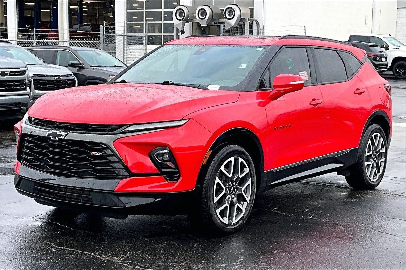 Used 2023 Chevrolet Blazer RS w/ Driver Confidence II Package AWD/4WD image 7