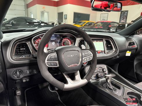 Used 2023 Dodge Challenger SRT Hellcat image 13