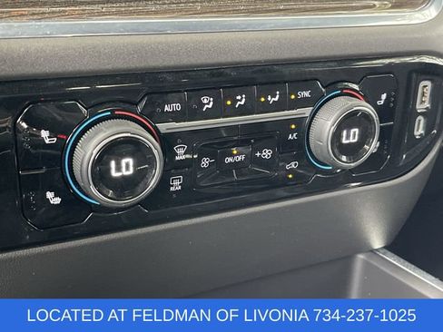 Used 2024 Chevrolet Silverado 1500 LT Trail Boss w/ LT Trail Boss Premium Package AWD/4WD image 17