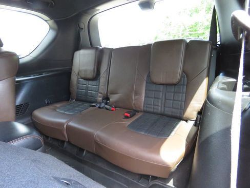 Used 2020 Nissan Armada Platinum w/ Platinum Reserve Package AWD/4WD image 22