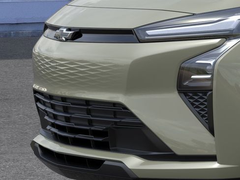 New 2027 Chevrolet Bolt LT FWD image 15