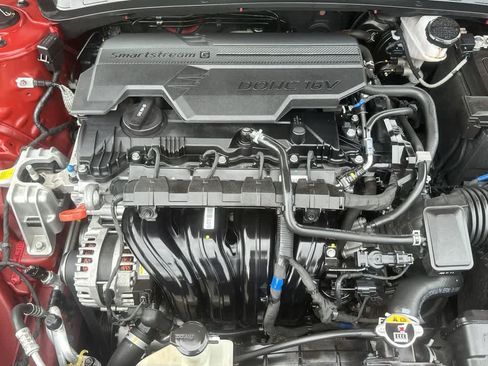 Used 2023 Hyundai Elantra SEL FWD image 12