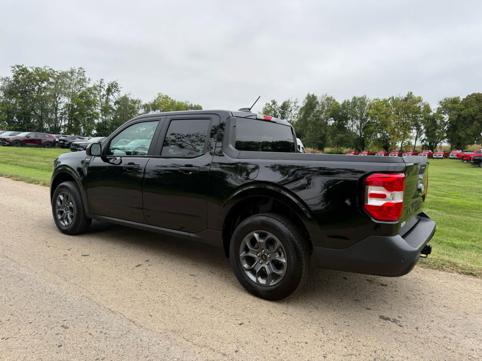 Used 2026 Ford Maverick XLT w/ 4K Tow Package AWD/4WD image 25