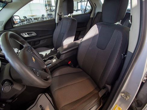 Used 2017 Chevrolet Equinox LS image 15