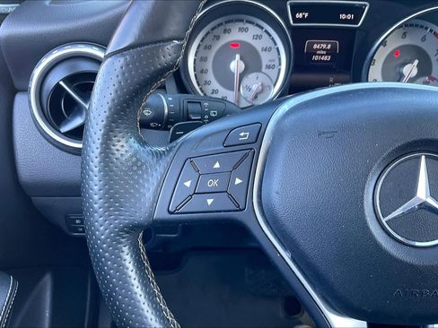 Used 2015 Mercedes-Benz GLA 250 4MATIC image 24