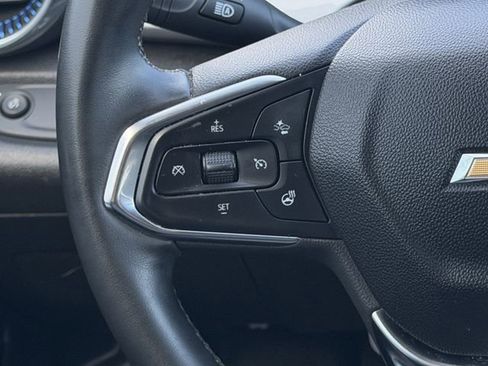 Used 2024 Chevrolet Trax LT w/ LT Convenience Package image 13