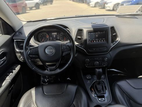 Used 2020 Jeep Cherokee Latitude Plus AWD/4WD image 20