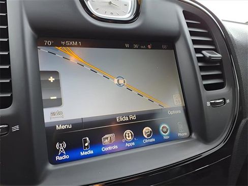 Used 2015 Chrysler 300 S image 18