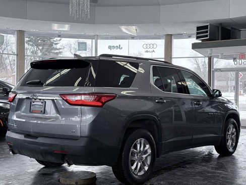 Used 2019 Chevrolet Traverse LT image 9
