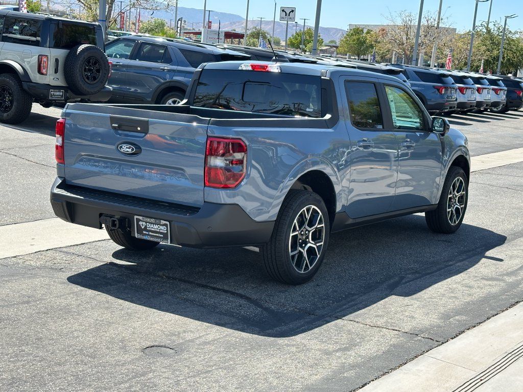 New 2026 Ford Maverick Lariat w/ 4K Tow Package AWD/4WD image 7