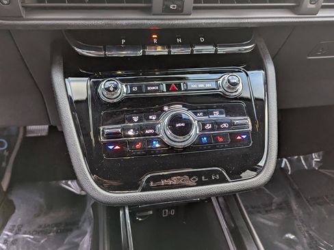 Used 2022 Lincoln Corsair Reserve w/ Elements Package image 23