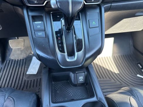 Used 2018 Honda CR-V Touring image 7