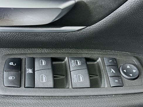 Used 2023 RAM 1500 Big Horn image 15