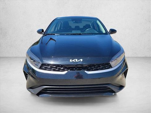 Used 2024 Kia Forte Sedan FWD image 2