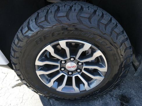 Certified 2021 GMC Sierra 1500 AT4 AWD/4WD image 14