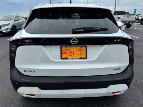 Certified 2026 Nissan Kicks SV w/ Cold Weather Package AWD/4WD image 4