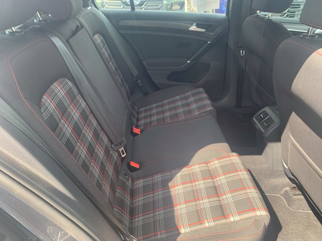 Used 2020 Volkswagen Golf 4-Door FWD image 22