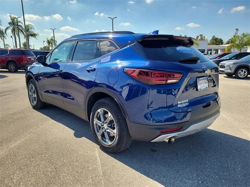 Certified 2023 Chevrolet Blazer LT w/ Convenience Package image 3