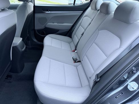 Used 2020 Hyundai Elantra SE w/ Cargo Package (C1) image 33