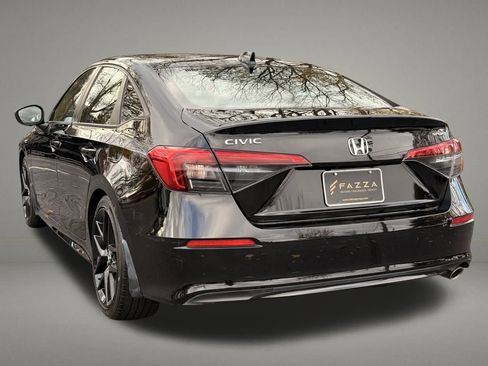 Used 2022 Honda Civic Sport image 3
