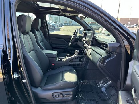 Certified 2025 Toyota 4Runner Limited w/ Tow Technology Package image 28