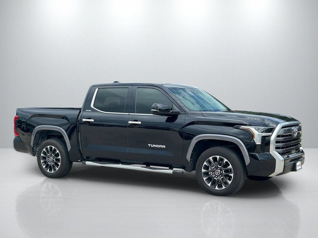 Used 2023 Toyota Tundra Limited w/ Power Package AWD/4WD image 4