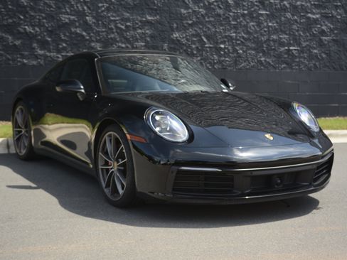 Certified 2020 Porsche 911 Carrera S RWD image 9