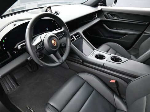 Certified 2023 Porsche Taycan 4S image 4