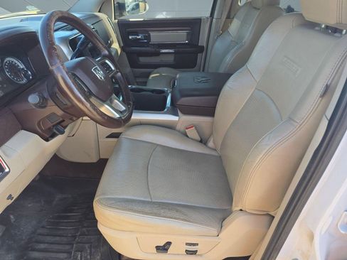 Used 2016 RAM 2500 Laramie w/ Convenience Group image 5