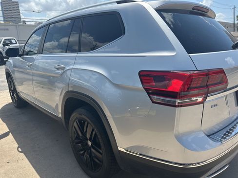 Used 2019 Volkswagen Atlas SEL image 5