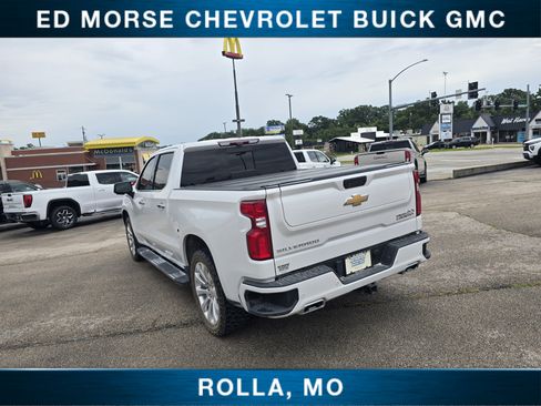 Used 2021 Chevrolet Silverado 1500 High Country w/ Technology Package AWD/4WD image 5