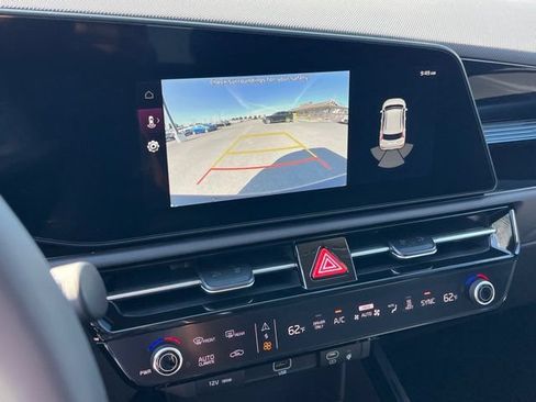 New 2026 Kia Niro Wind FWD image 22