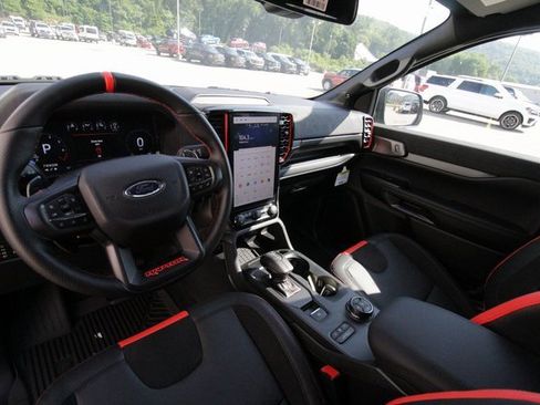 New 2025 Ford Ranger Raptor image 7
