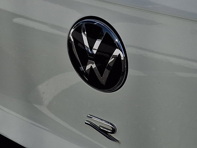 Used 2024 Volkswagen Golf R AWD/4WD image 30