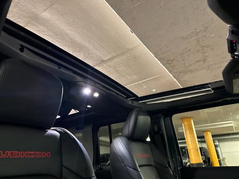 New 2026 Jeep Wrangler Unlimited Rubicon AWD/4WD image 16