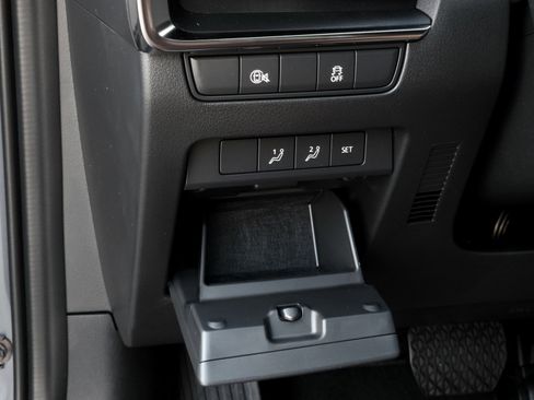 Used 2025 MAZDA MAZDA3 Carbon image 24