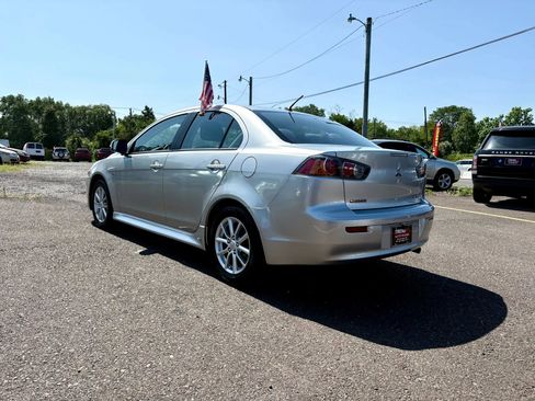 Used 2016 Mitsubishi Lancer ES image 3