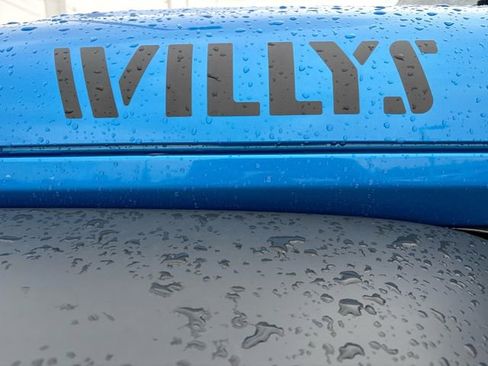 Used 2023 Jeep Wrangler Willys image 7