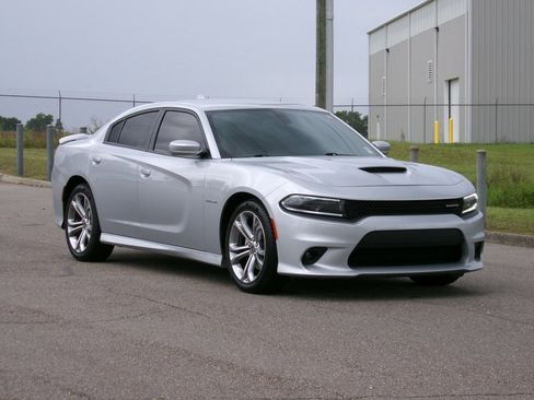 Used 2022 Dodge Charger R/T image 2