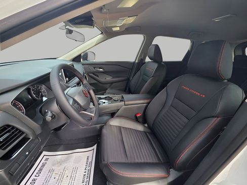 New 2026 Nissan Rogue SV AWD/4WD image 16