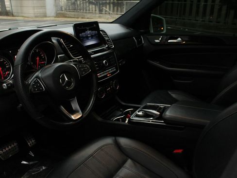 Used 2019 Mercedes-Benz GLE 400 4MATIC w/ Premium 1 Package image 13