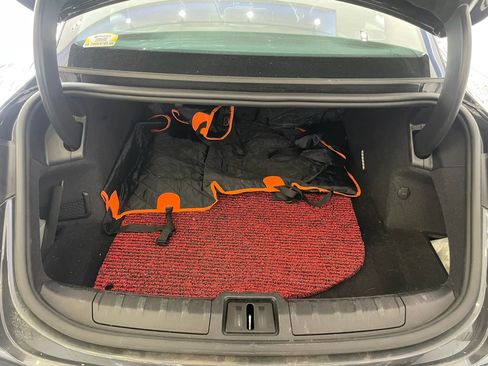 Used 2021 Porsche Taycan image 20